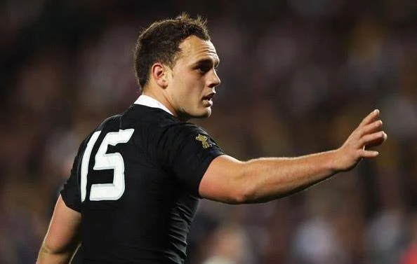 IZZY DAGG.jpeg