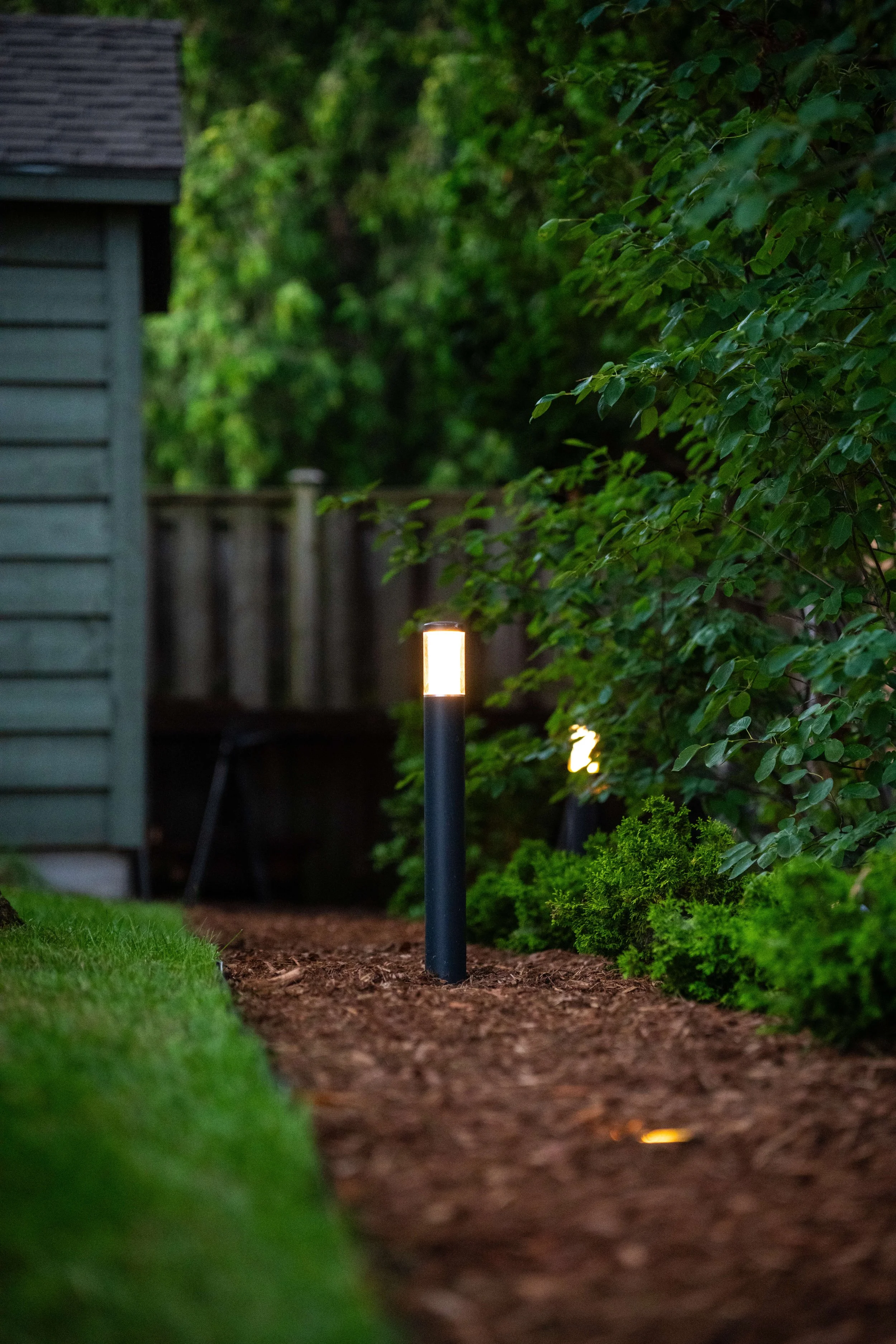windsor_landscaper_landscape lighting bollard.jpg