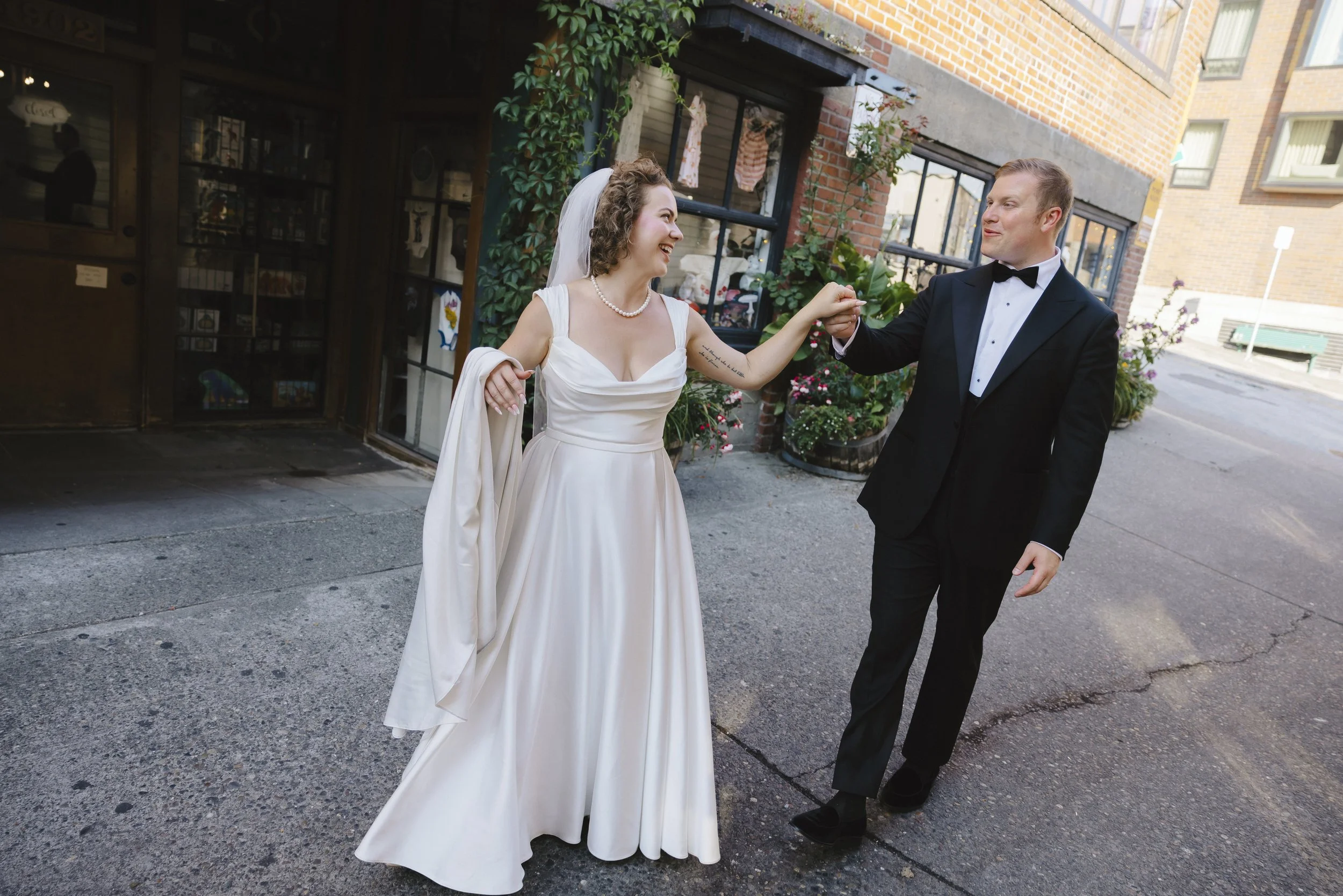AshleyMikey_WeddingDays_425.JPG