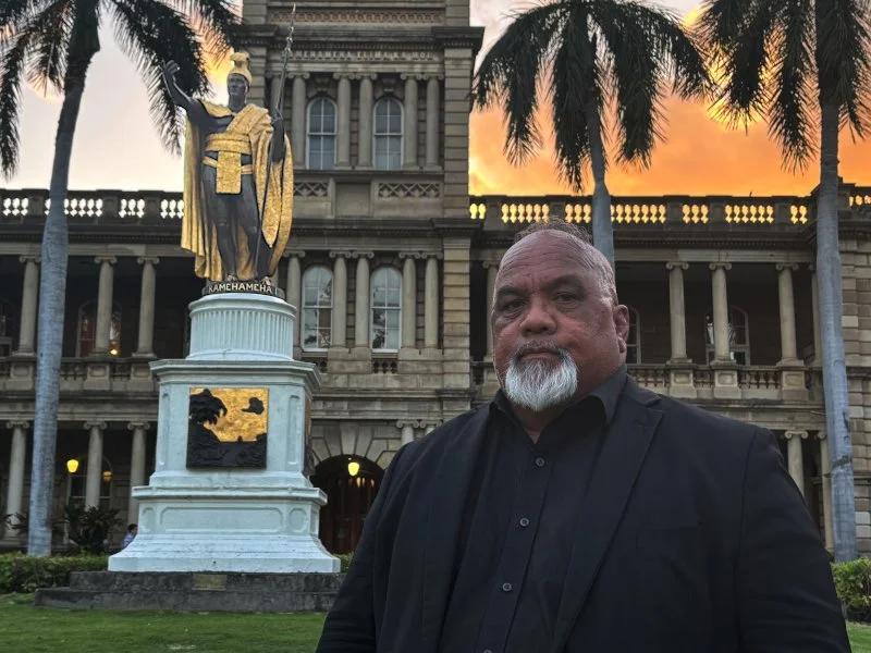 Ghosts of Old Honolulu Walking Tour, meet at the Kamehameha Statue in downtown Honolulu