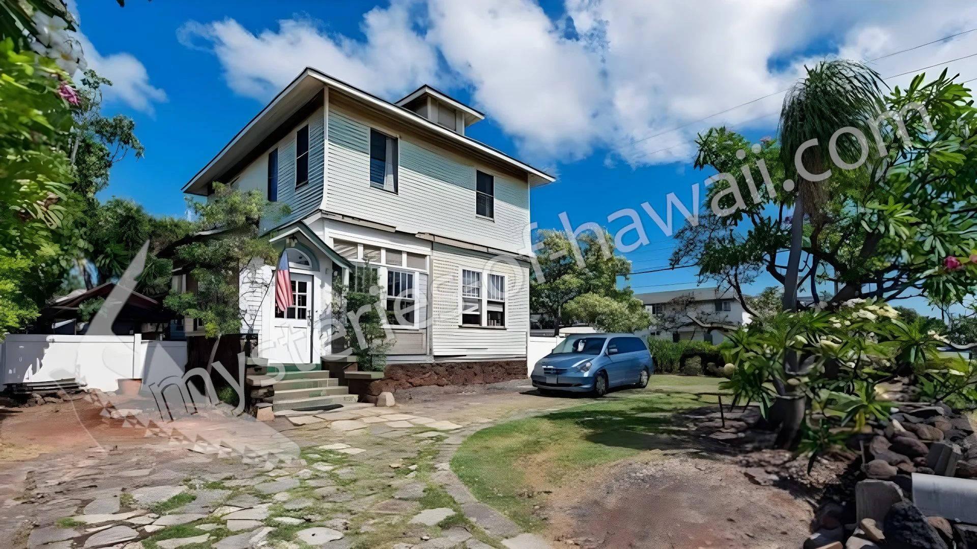 Honolulu ghost tour haunted old Kasha House Kaimuki on 8th Avenue and Harding in Haunted Honolulu