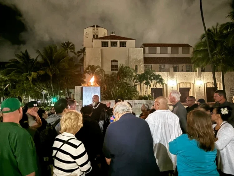 Ghosts at Downtown's City Hall, Honolulu Hale 
