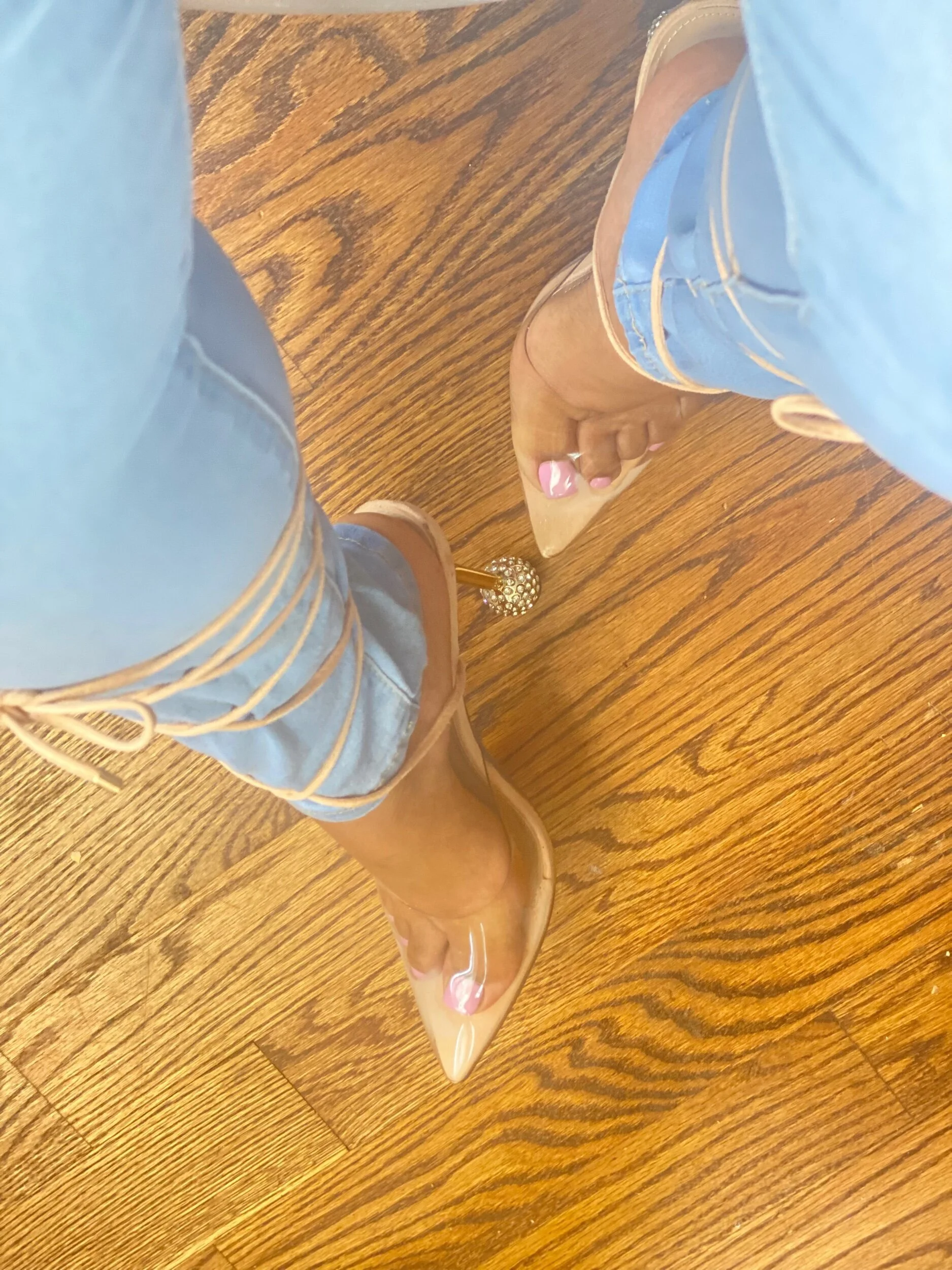 6342F19D-683F-4EC5-845D-8C927DC00F4D