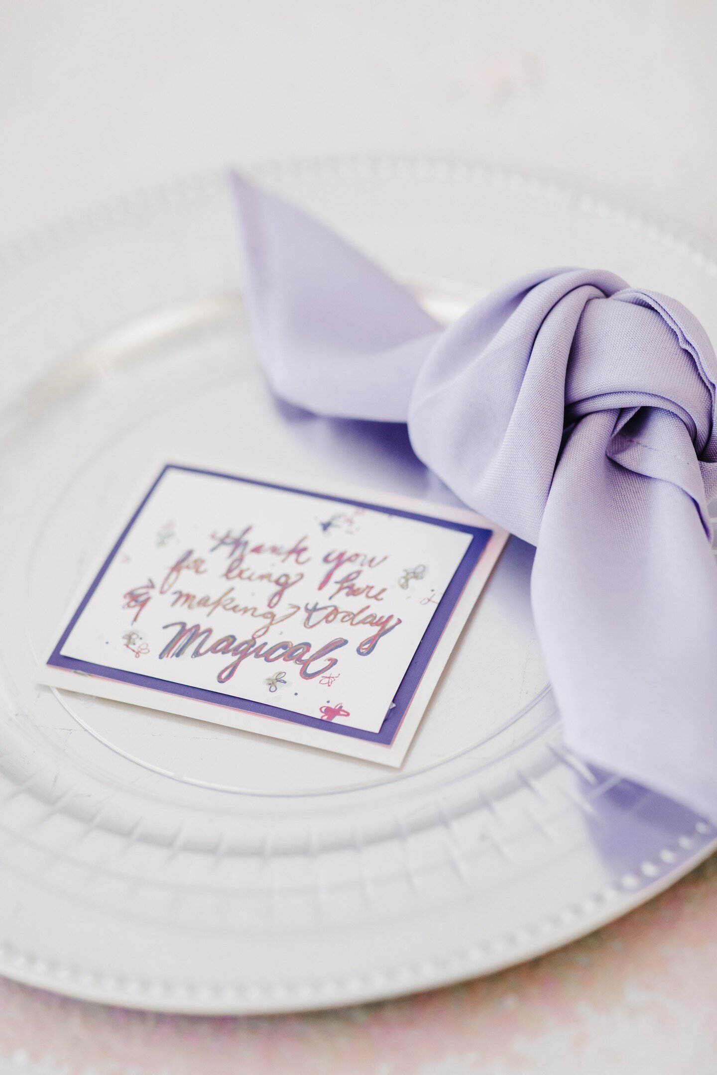 We can make the most 𝓶𝓪𝓰𝓲𝓬𝓪𝓵 custom stationary for any event✨ These colorful place card settings were the perfect touch to add to our &ldquo;𝓞𝓱 𝓖𝓵𝓸𝔀 𝓖𝓲𝓻𝓵 &rdquo; decor package💟
*
*
*
#ohiopartyvenue #ohioeventspace #ohioeventvenue #