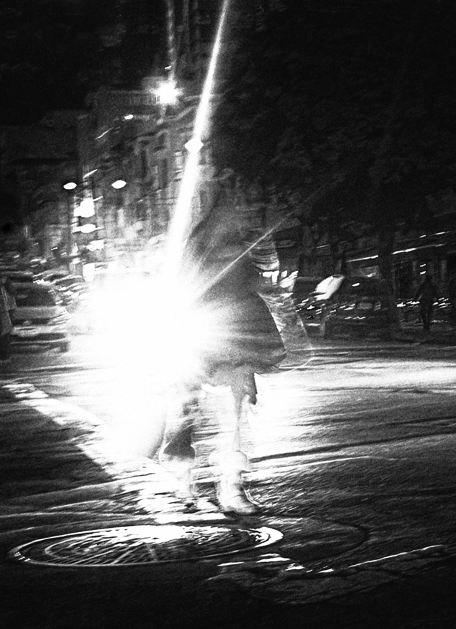 alone I cross the street