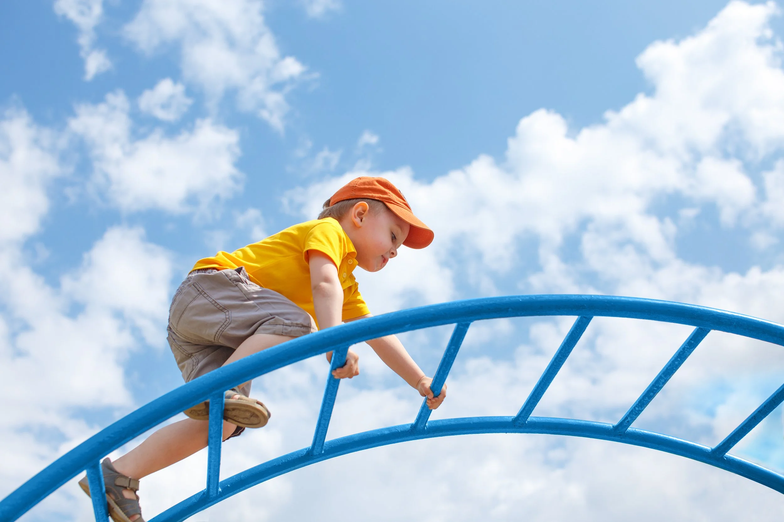 How to Build Confidence in Kids and Teens: What Actually Helps When Your Child Doubts Themselves
