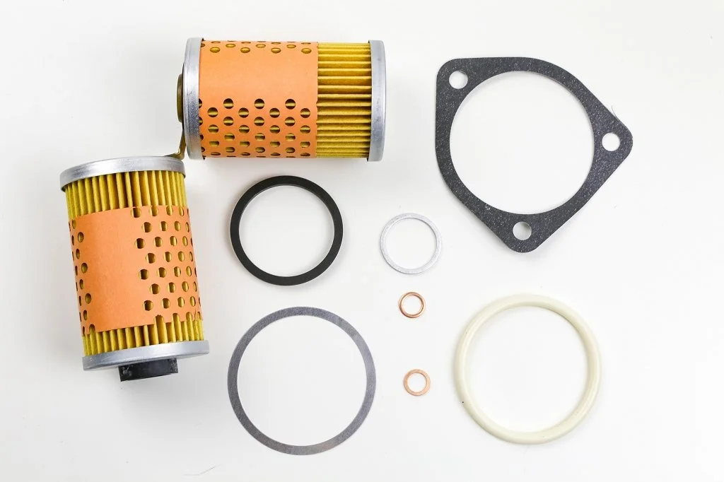Engine Oil Filter Canisters and White O-Ring