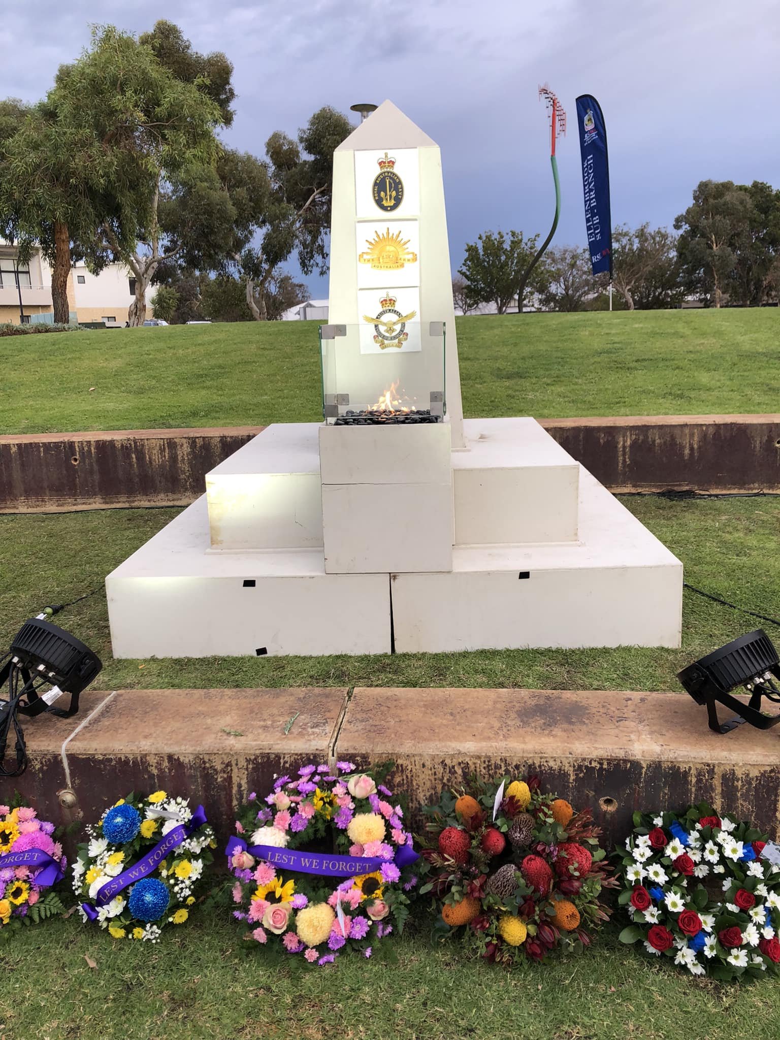 ANZAC Day 2024

As we take time to remember all those that have served our country throughout the years, we thank those from the Eels family that have put their country first.

Stephen O'Neil (LM)
Ronnie Hobbs (LM)
Matthew Jarvey
Nathan Jarvey
Blake 