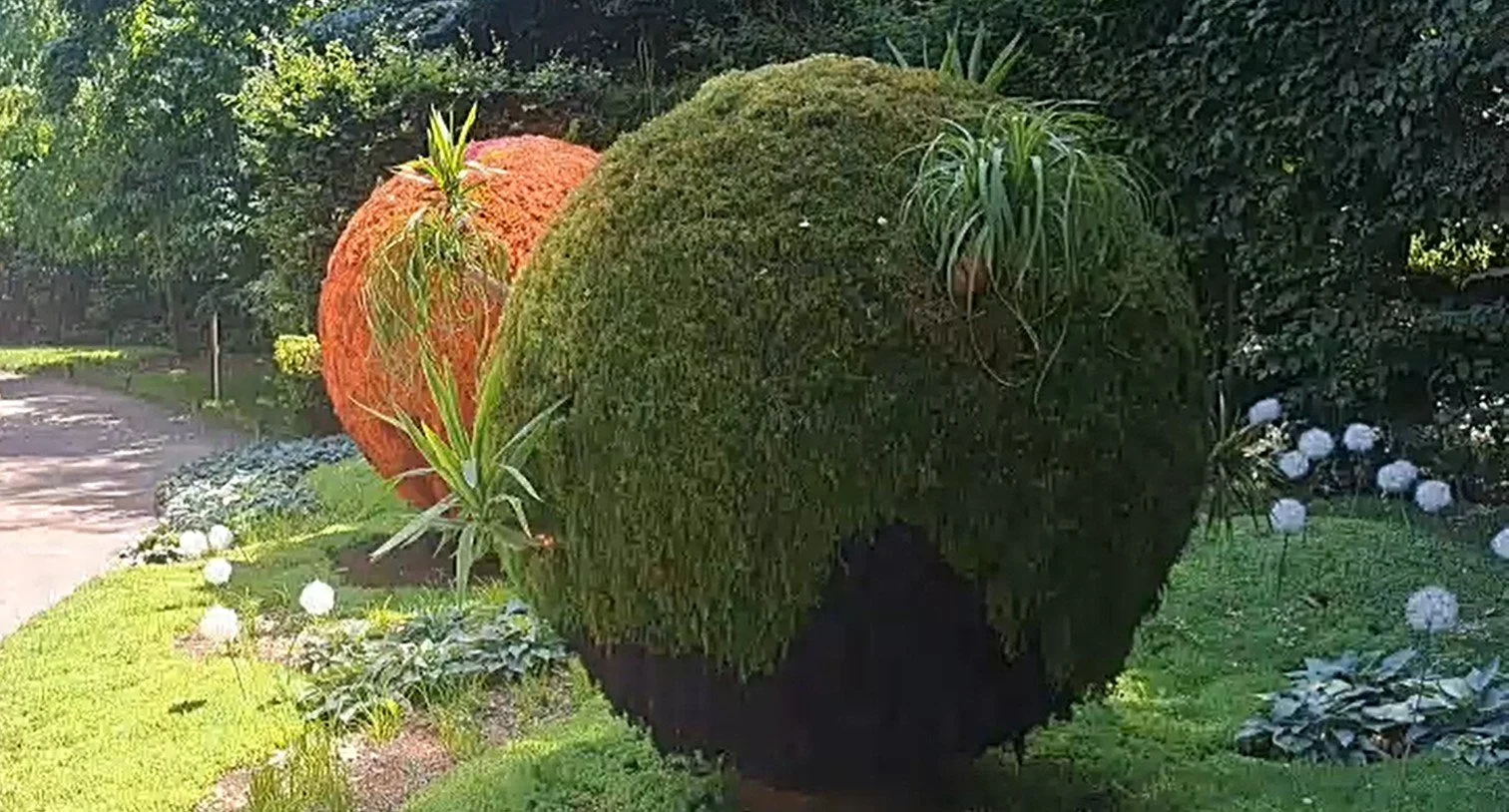 Photo Chaumont_Le jardin des planètes a.jpg