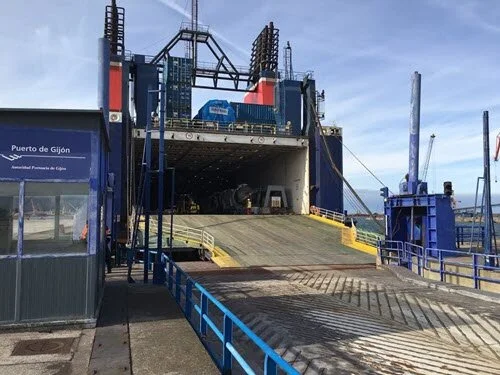 La naviera danesa Nordana Line escala en el puerto de Gijón