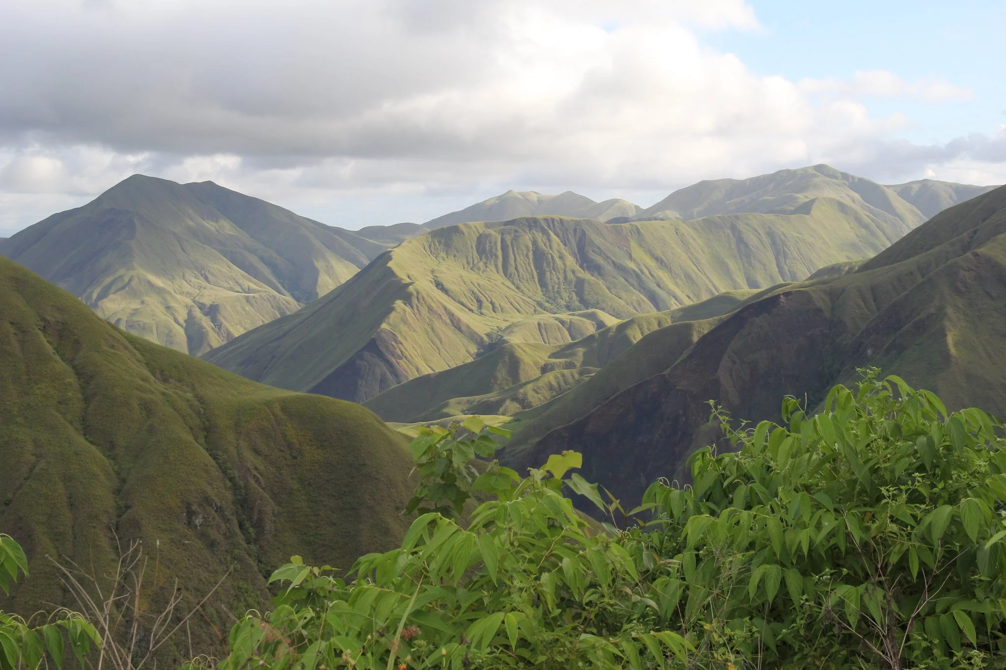PNG Mountains.jpg