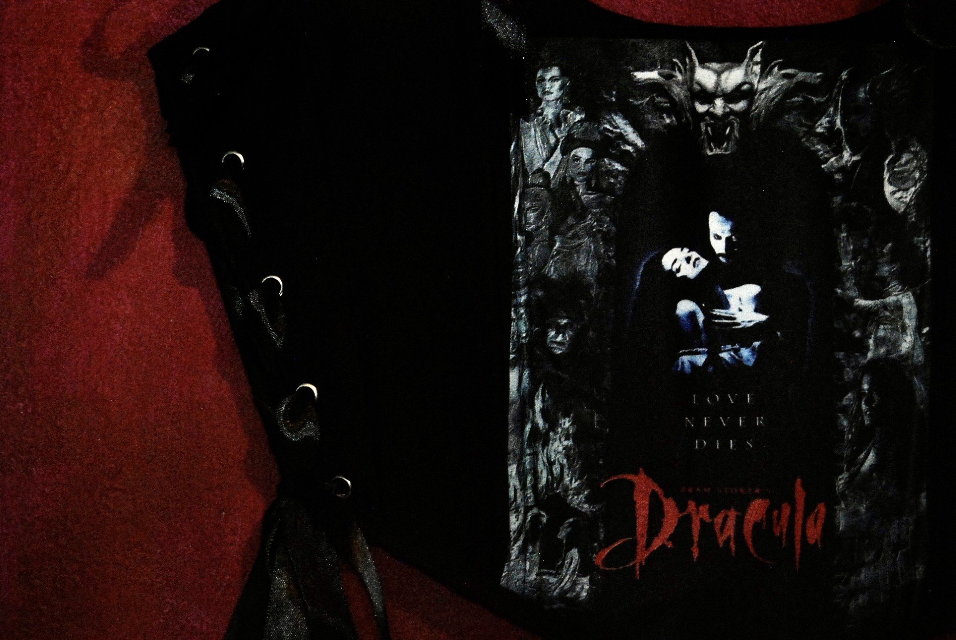 dracula 1.jpg