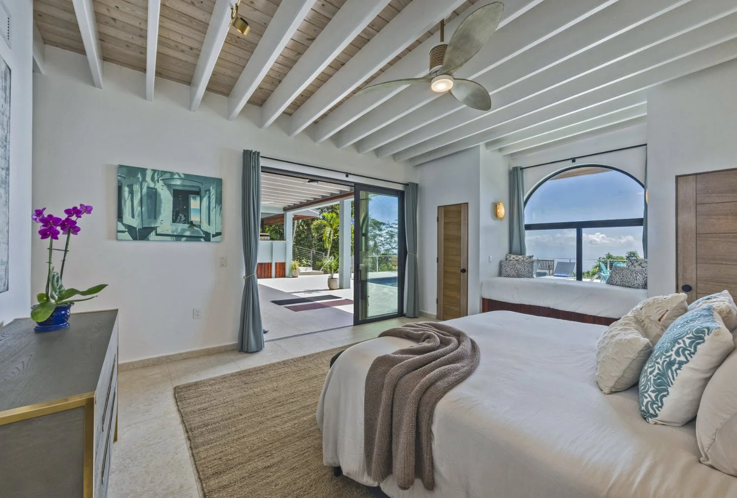 Villa Jubilee-ocean view bedroom in luxury rental in usvi.
