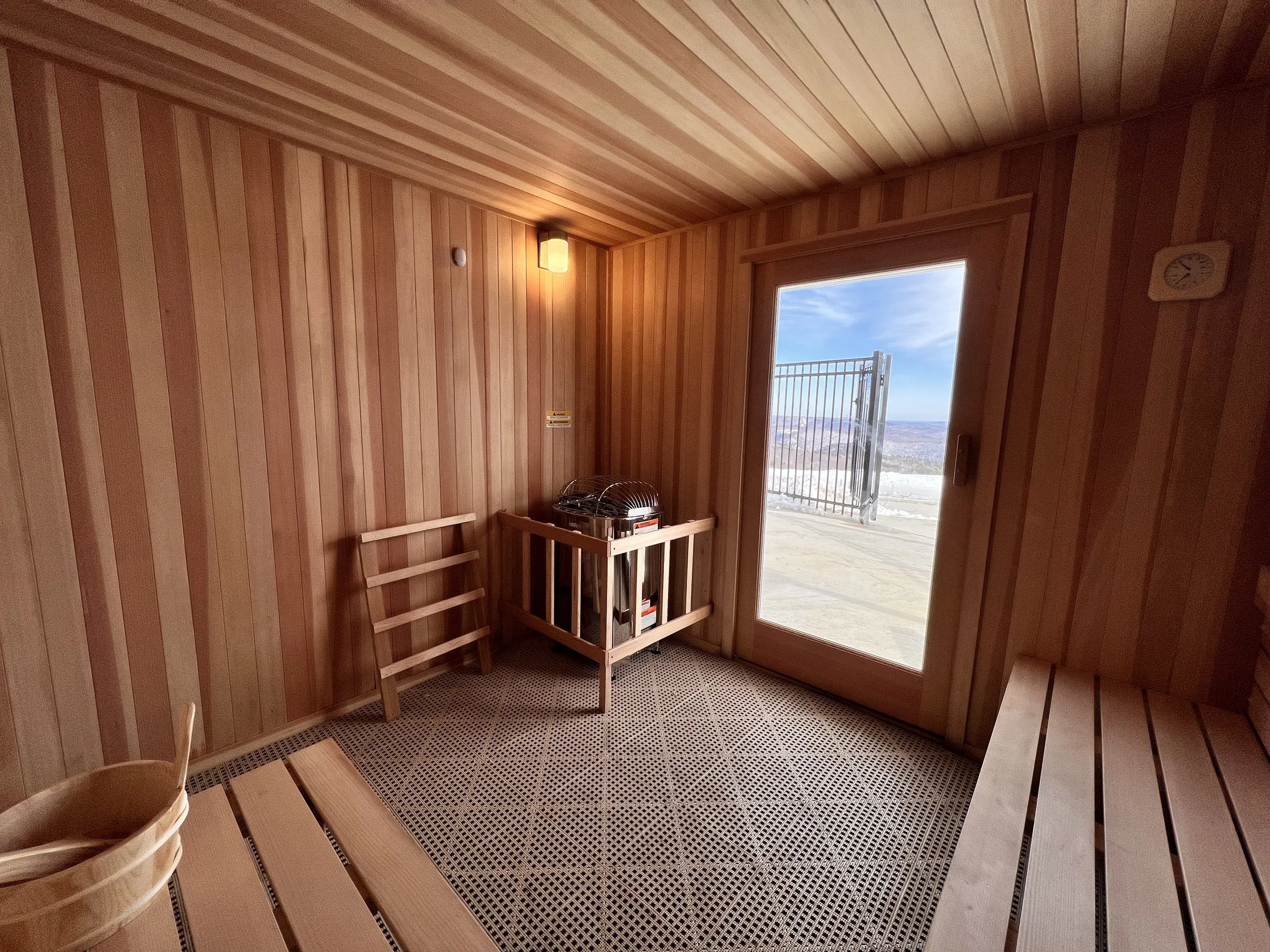 Sauna + View.jpg