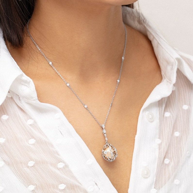 AC900113EVNKPW+-+AC600453EVERPW+-+CZARINA+-+EARRINGS+-+PENDANT+-+MOD-1080X1080.jpg