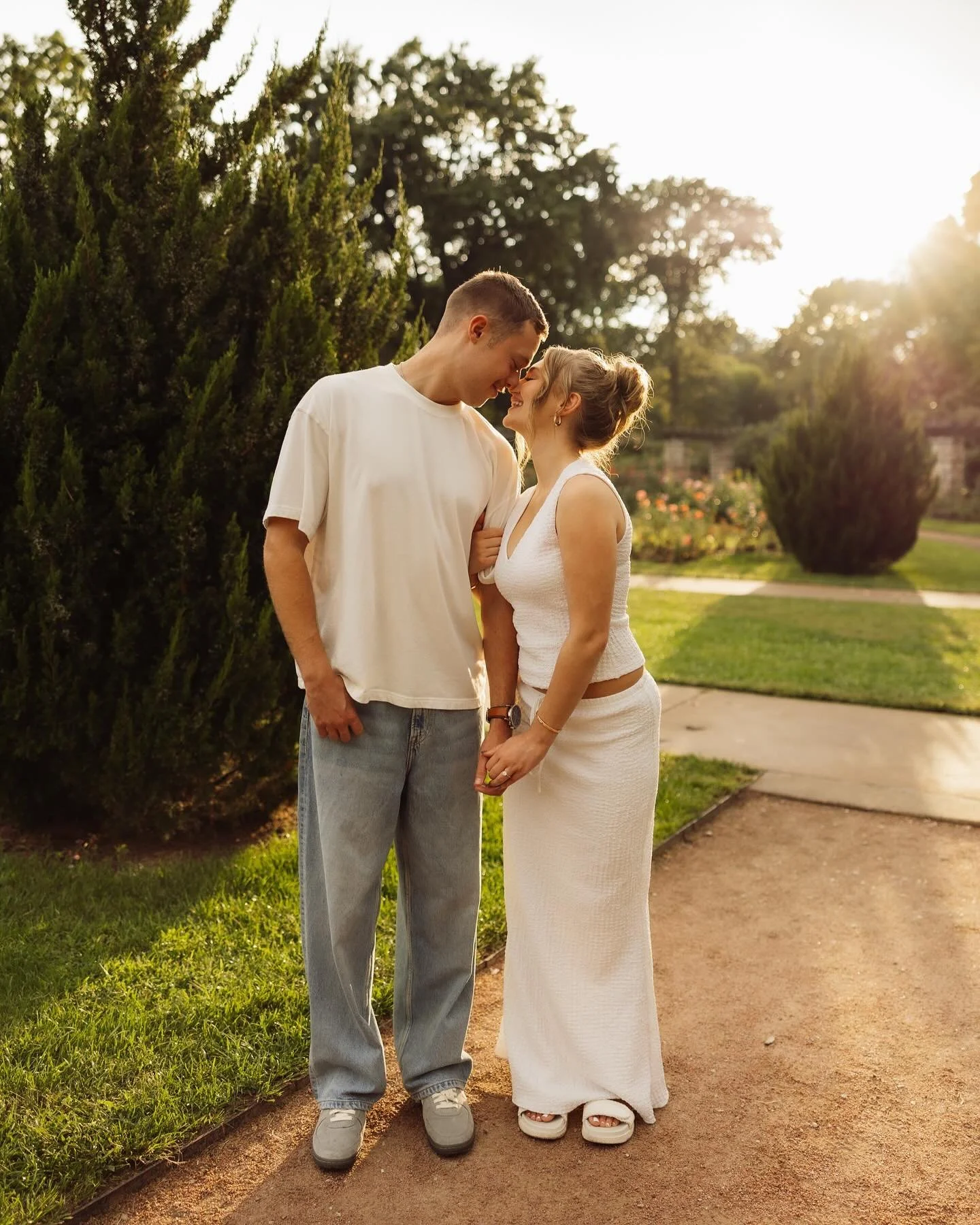 LILY + REID!!! 🕊️🥹🤍✨

Wowwww, what a perfect night we had!! It was raining off and on all day but the sun came out just in time for their engagement pictures. These are just perfect &amp; I won&rsquo;t be getting over them anytime soon!! 🤭🤭🤭