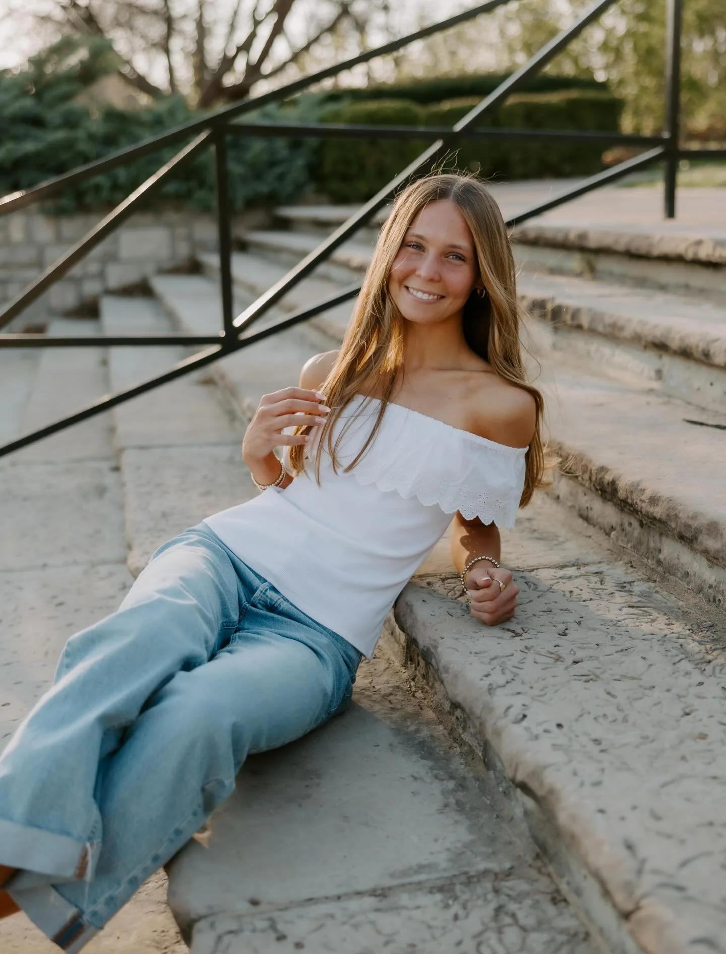 I&rsquo;m a little behind on posting but here&rsquo;s a look at some of the lovely faces who&rsquo;ve been on my screen recently!💻🎞️✨

Grad season is in full swing and it&rsquo;s been a blast so far!! From high school seniors to college grads, I&rs