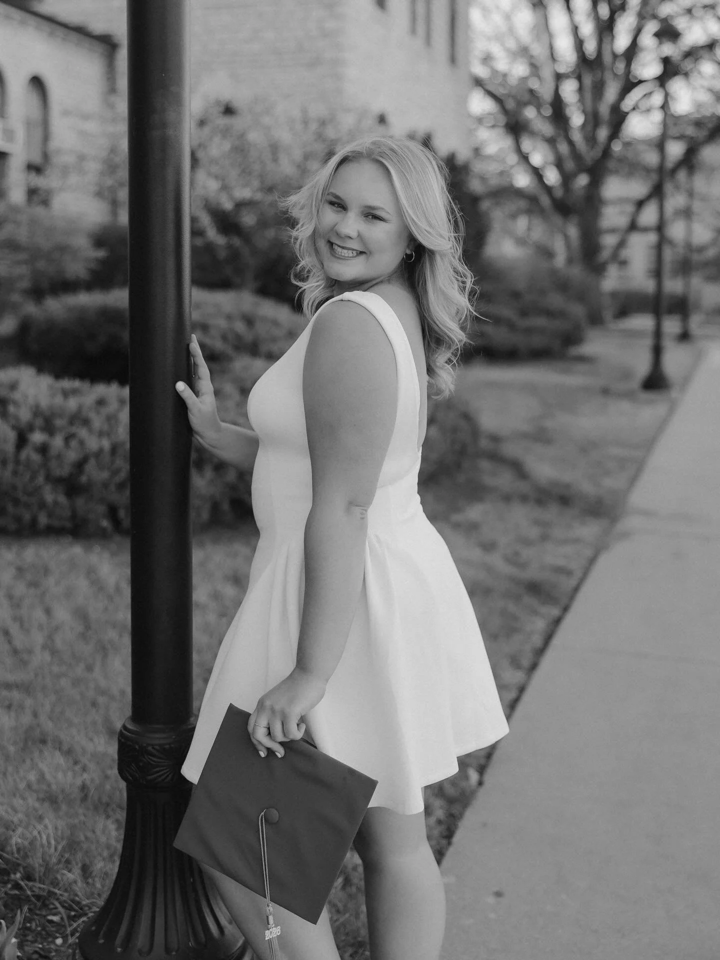Grad pictures with Zoey!!!🍾💫💫

Had so much fun running around K-State campus with Zoey. We had the most gorgeous night &amp; her photos turned out just perfect. She is one of KSU&rsquo;s best &amp; I know there are big things ahead for her!!💖👏🏼
