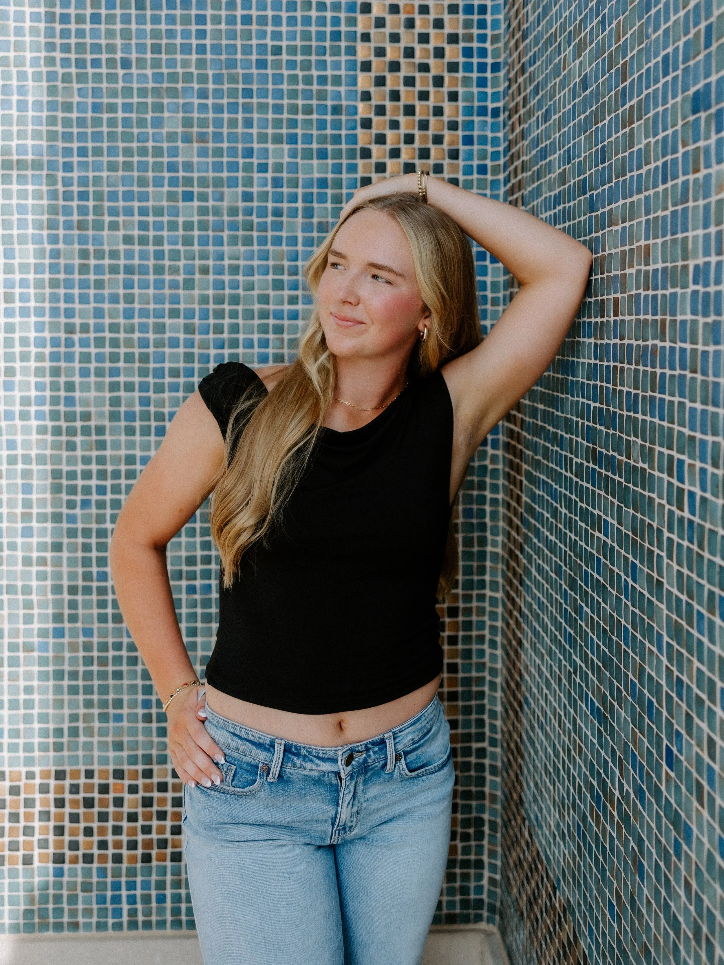 Hit all of the best downtown KC spots for Emma&rsquo;s session + got the best sunset to end the night!!!🏙️🌅🌠

#kansascityphotographer #kansasphotographer #seniorphotos #kcseniorphotographer #seniorsunday