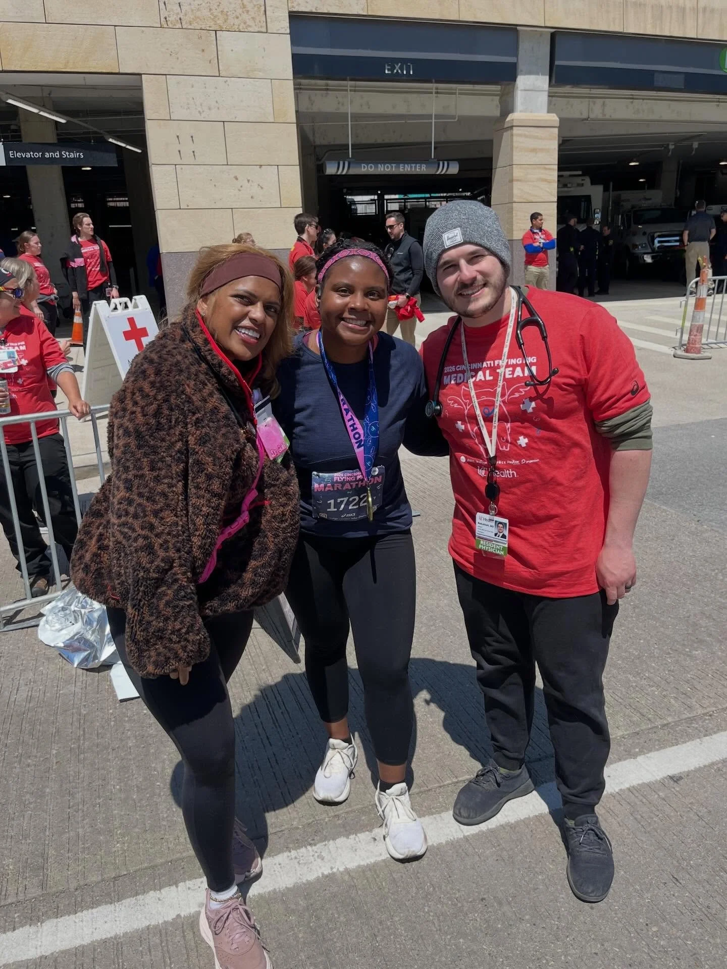 Thank you to all those who volunteered for Flying Pig marathon weekend! 
Residents- Dr. Gulla (photo left) and Dr. Rabahieh (photo left) helping with the medical team. 

#familymedicineresidencyprograms #familymedresidency #familymedicine #residentli