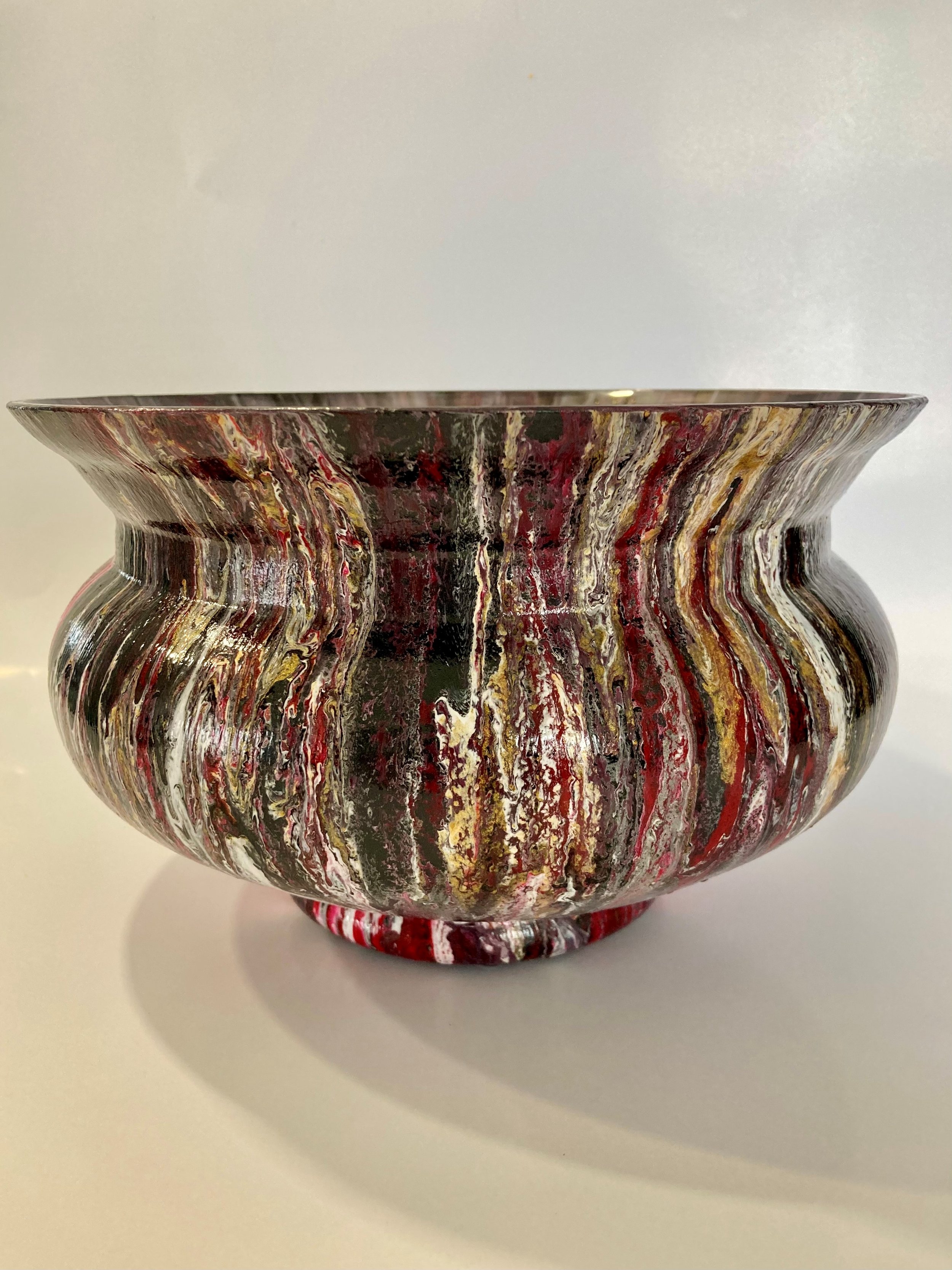 Decadent (gloss finish)