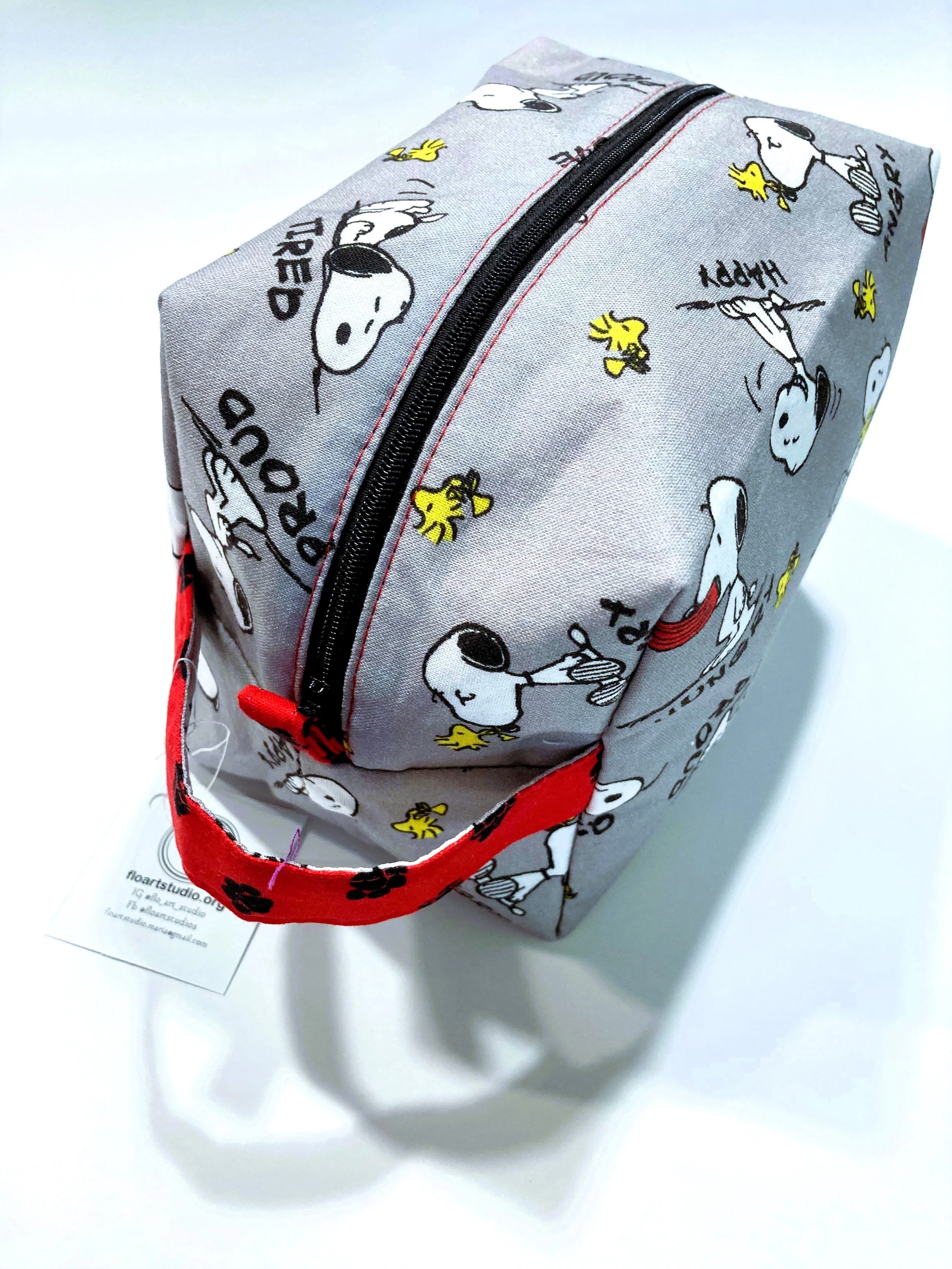 Cartoon Dog Travel Cosmetic Bag Vintage Comic Illustration Makeup Case on Grey Background Puppy Paws Interior Side Overview.jpeg
