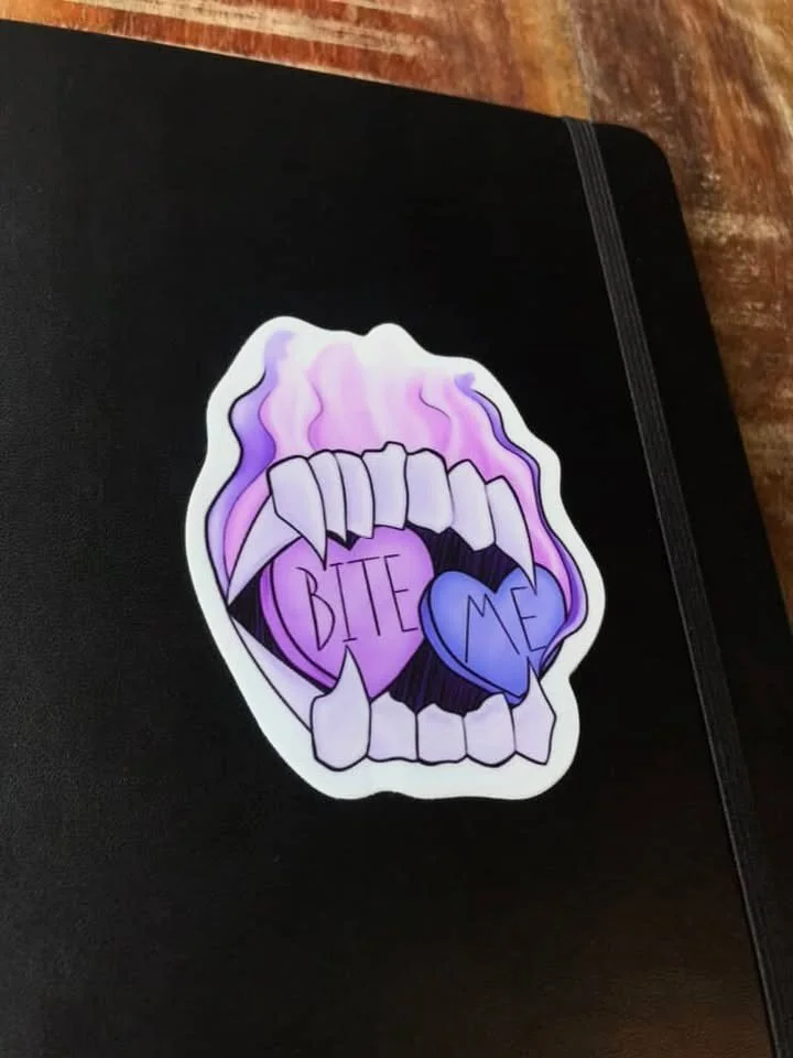 bite-me-pastel-vampire-lips-heart-candy-book.jpg