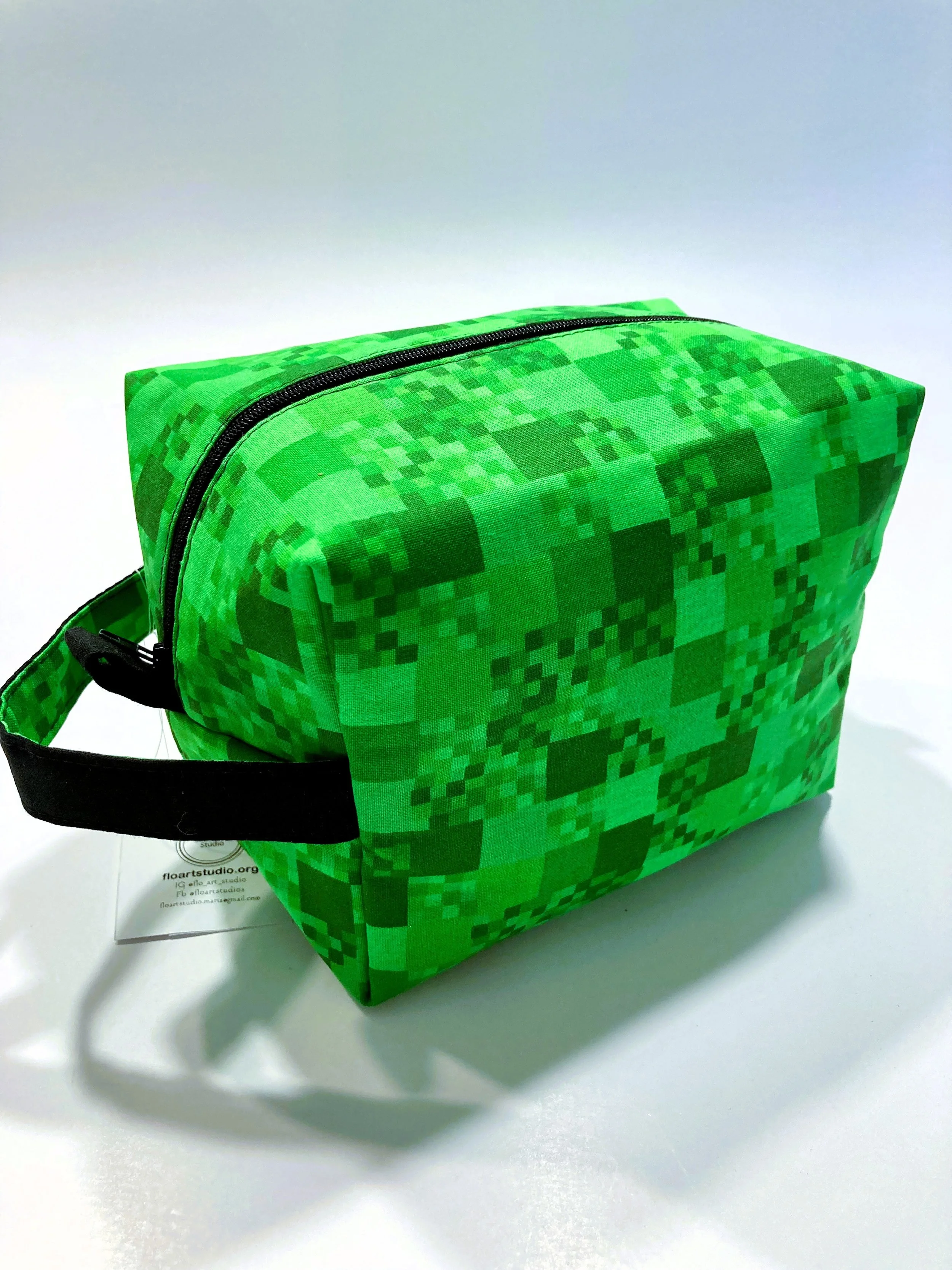 Pixel Block Travel Cosmetic Bag | 8-Bit Gaming Makeup Case and Tech Organizer