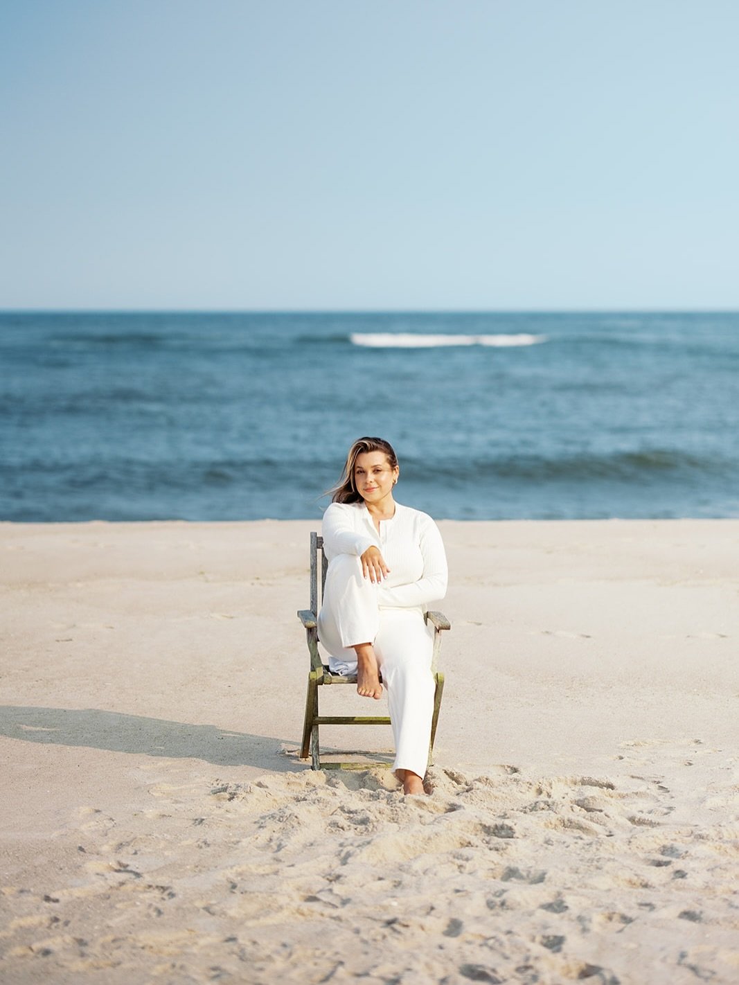 The beach is where I feel the most inspired, calm &amp; renewed 💫That&rsquo;s the energy I wanted to bring into DaeGlo. When you arrive, our home becomes your home and my hope is that you leave feeling lighter, glowier, and more connected each time 