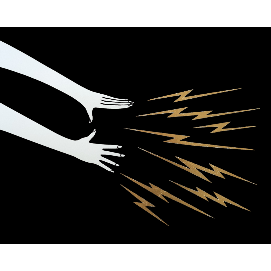 reverse magic hands gold square.png