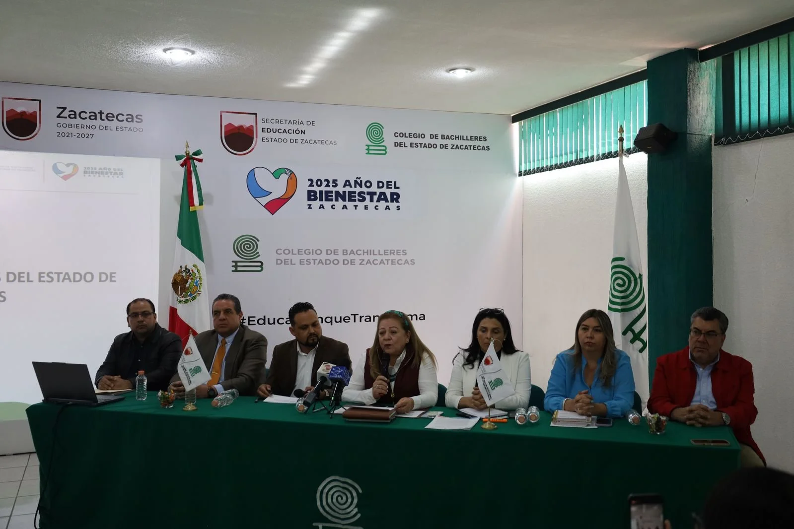 Exhorta Cobaez a sindicato a liberar los 40 planteles para el regreso del estudiantado a las aulas