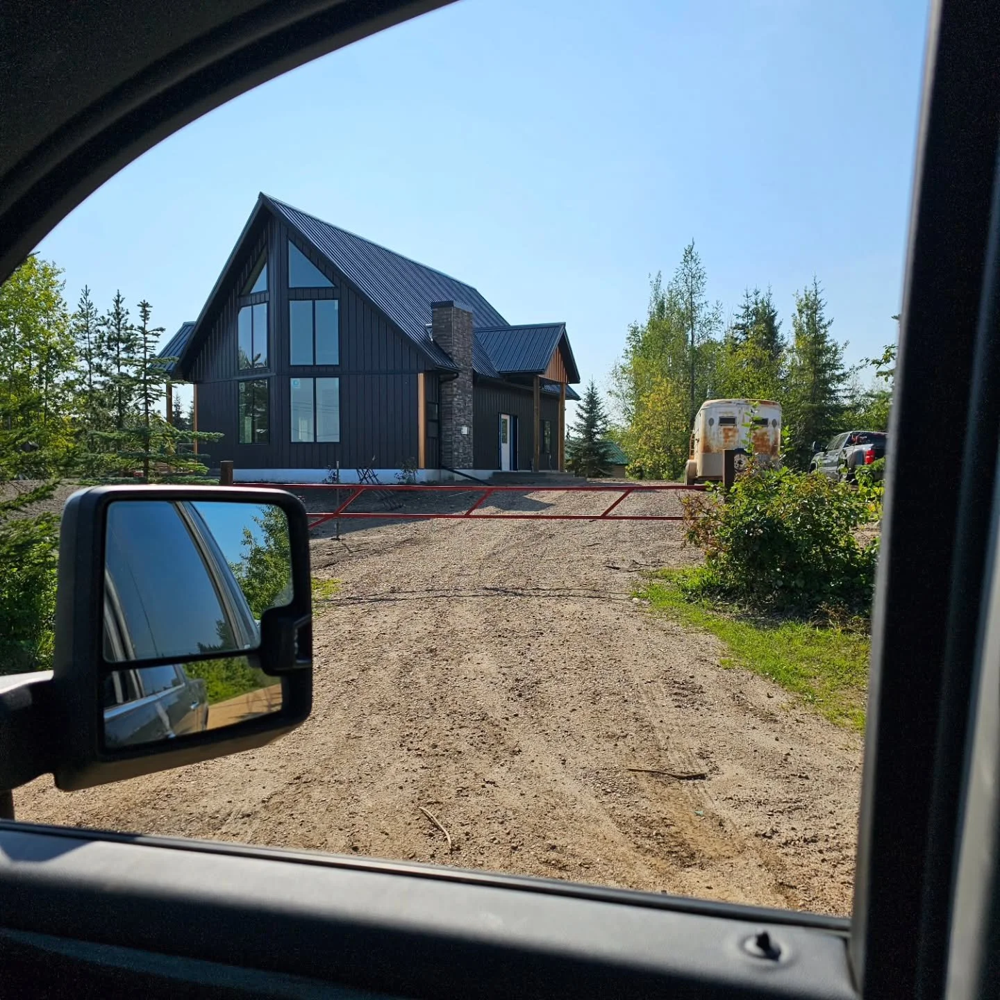 Some pictures from wrapping up this great looking cabin. The finishes look awesome!