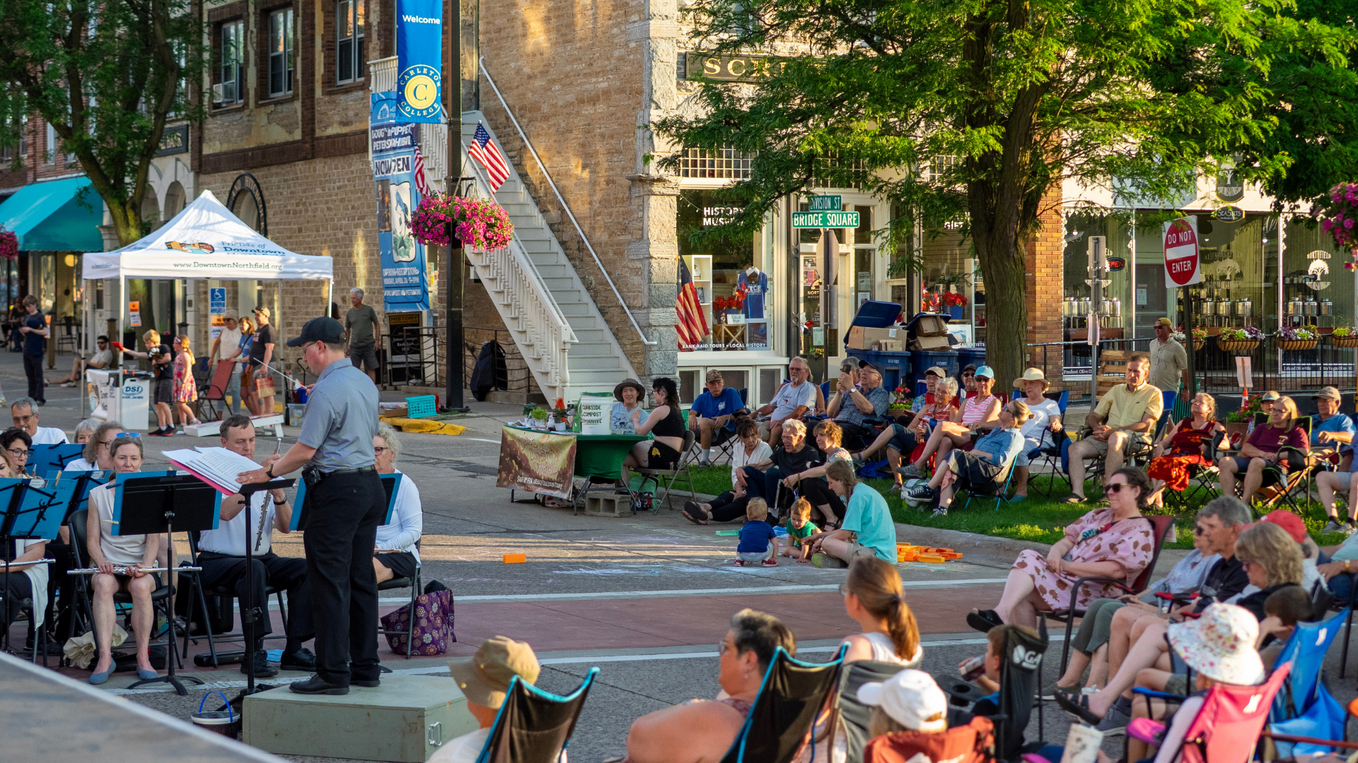 Summer Events in Northfield, Minnesota: Your Guide to Festivals, Live Music, Markets &amp; More