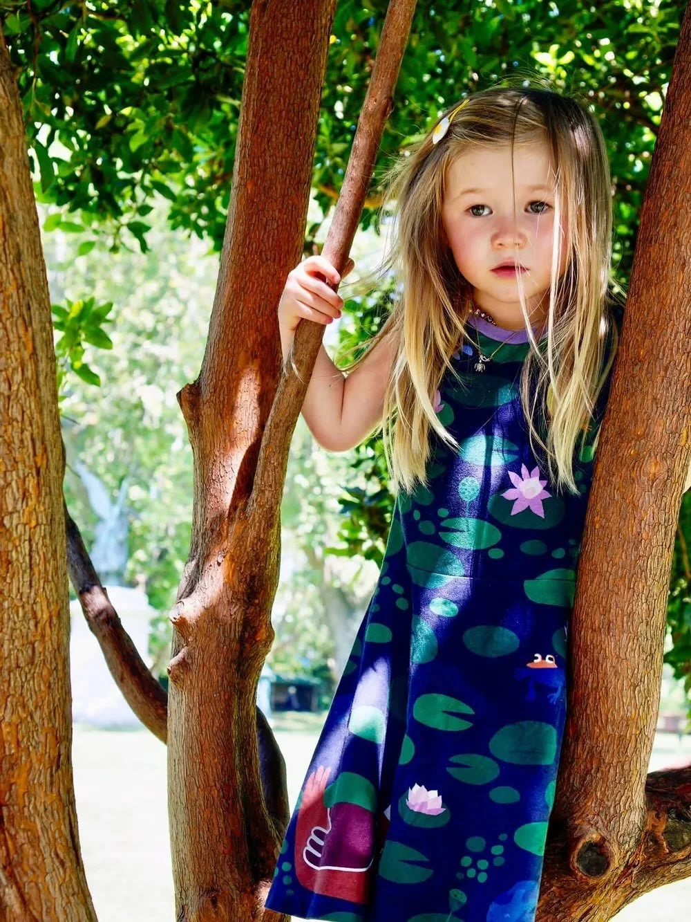 The dresses are two for one right now! Pay €35,95 for two dresses; that’s 17,98 per item! Always 100%  organic cotton and fair trade ❤️ You can mix the sizes and designs, you can even grab a dress and a shirt for the same deal. Follow the