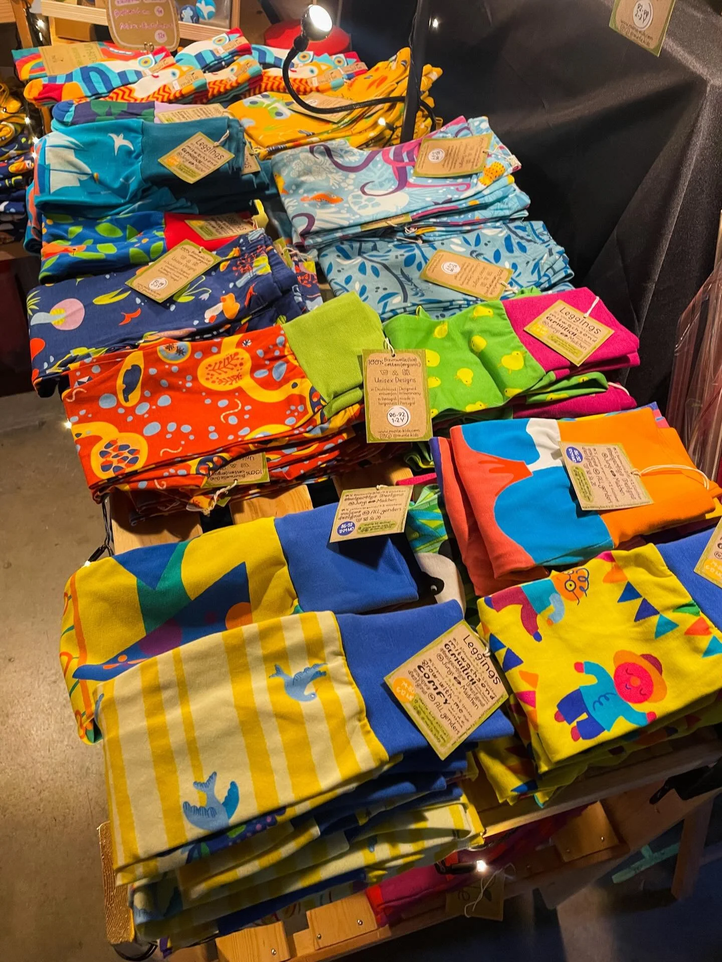 I&lsquo;ll be here all week! 🥳
Come say hi at the @werk2leipzig #leipzigerweihnachtsmarkt until Sunday 21st! I&rsquo;m right at the entrance of Halle A.
And if you&rsquo;re elsewhere in the world, you can always shop online with 50% discount when yo