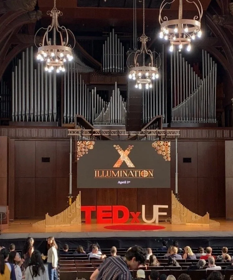 Illumination Conference Set