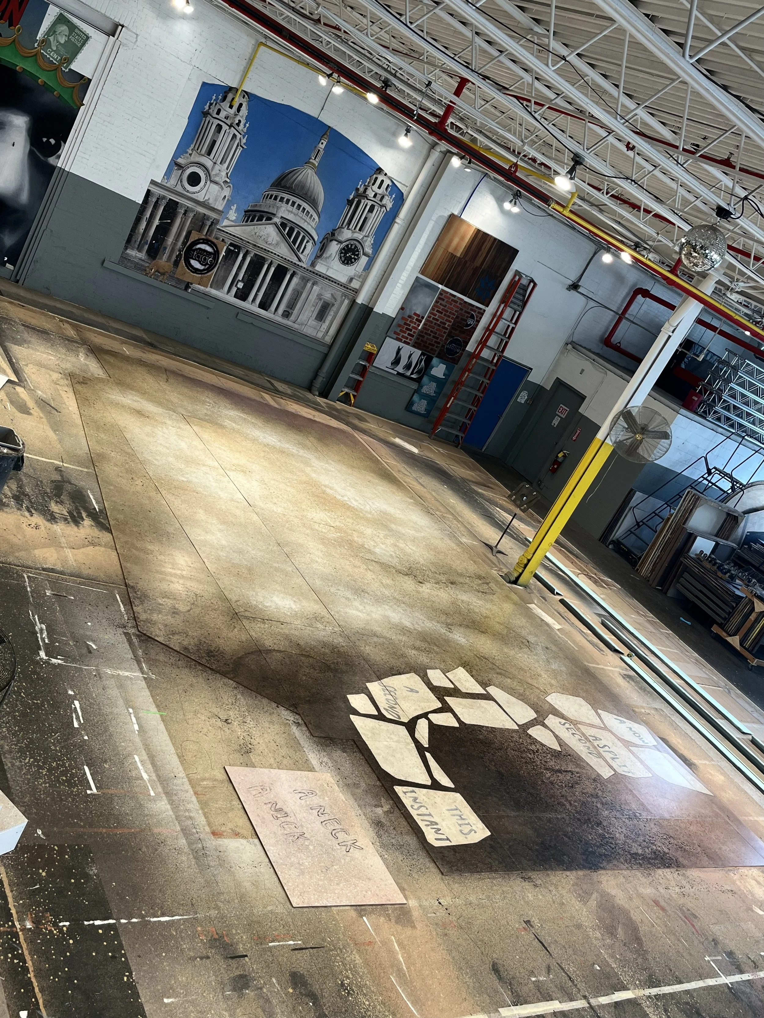 distressed floor - Antigonick