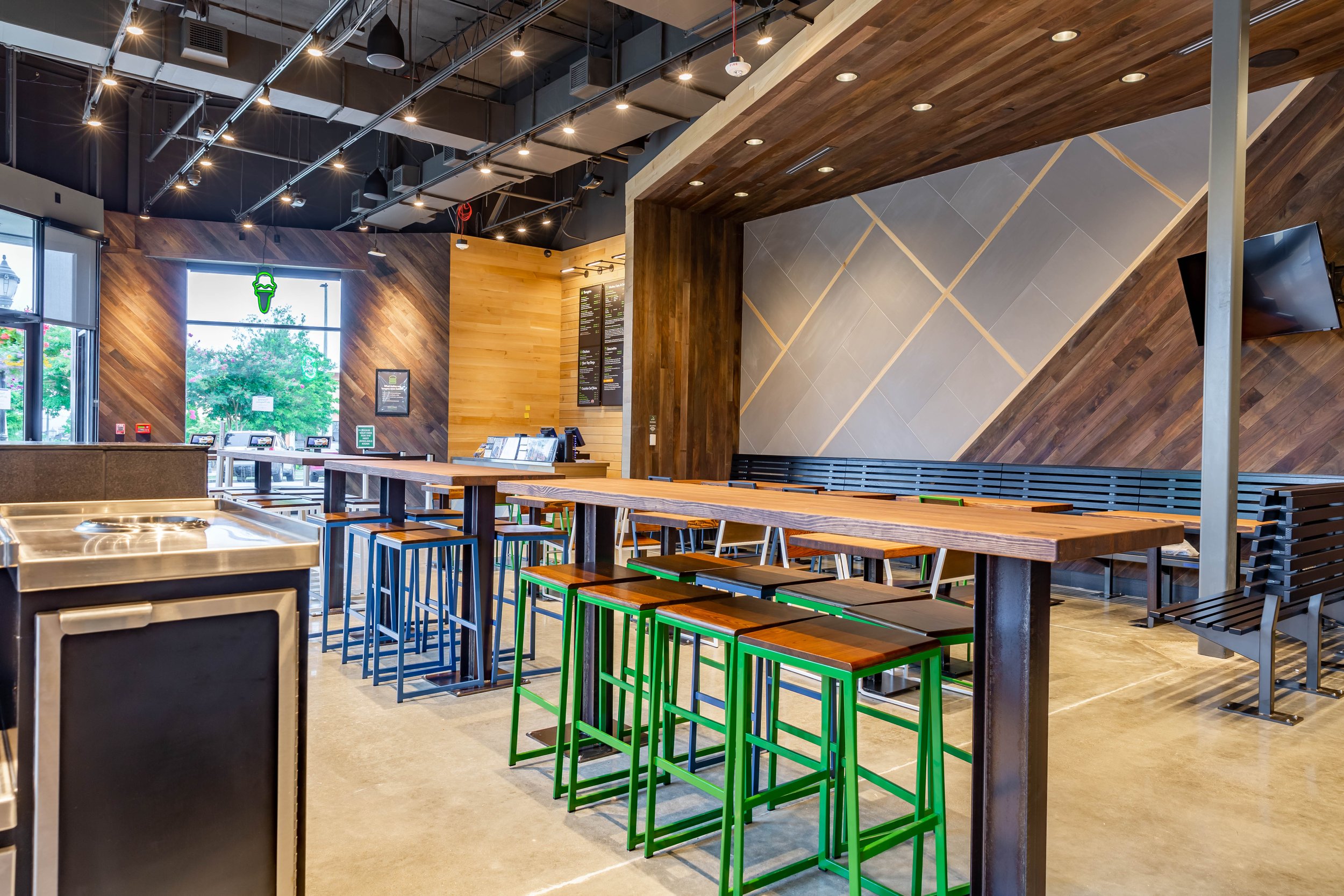 Prier_ShakeShack_028-HDR.jpg