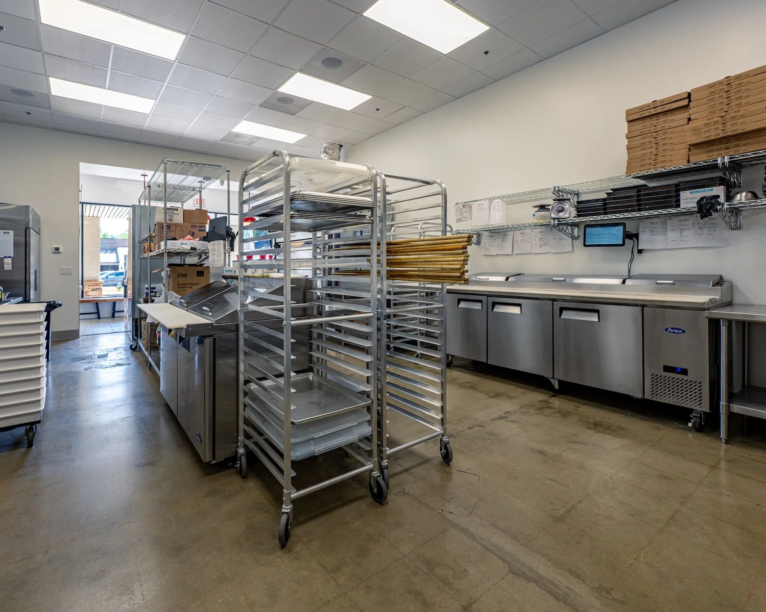 Little Luna Pizza for Prier Construction-20260519110620 copy.jpg