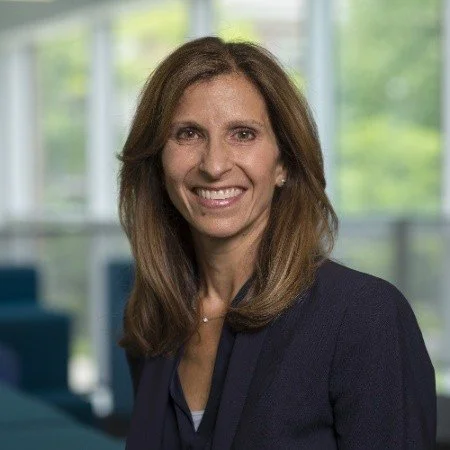 Maria Capozzi ⮑ LinkedIn profile