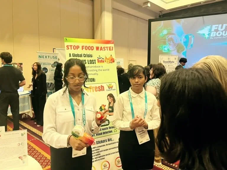 Trade Booth Color Fresh.jpg