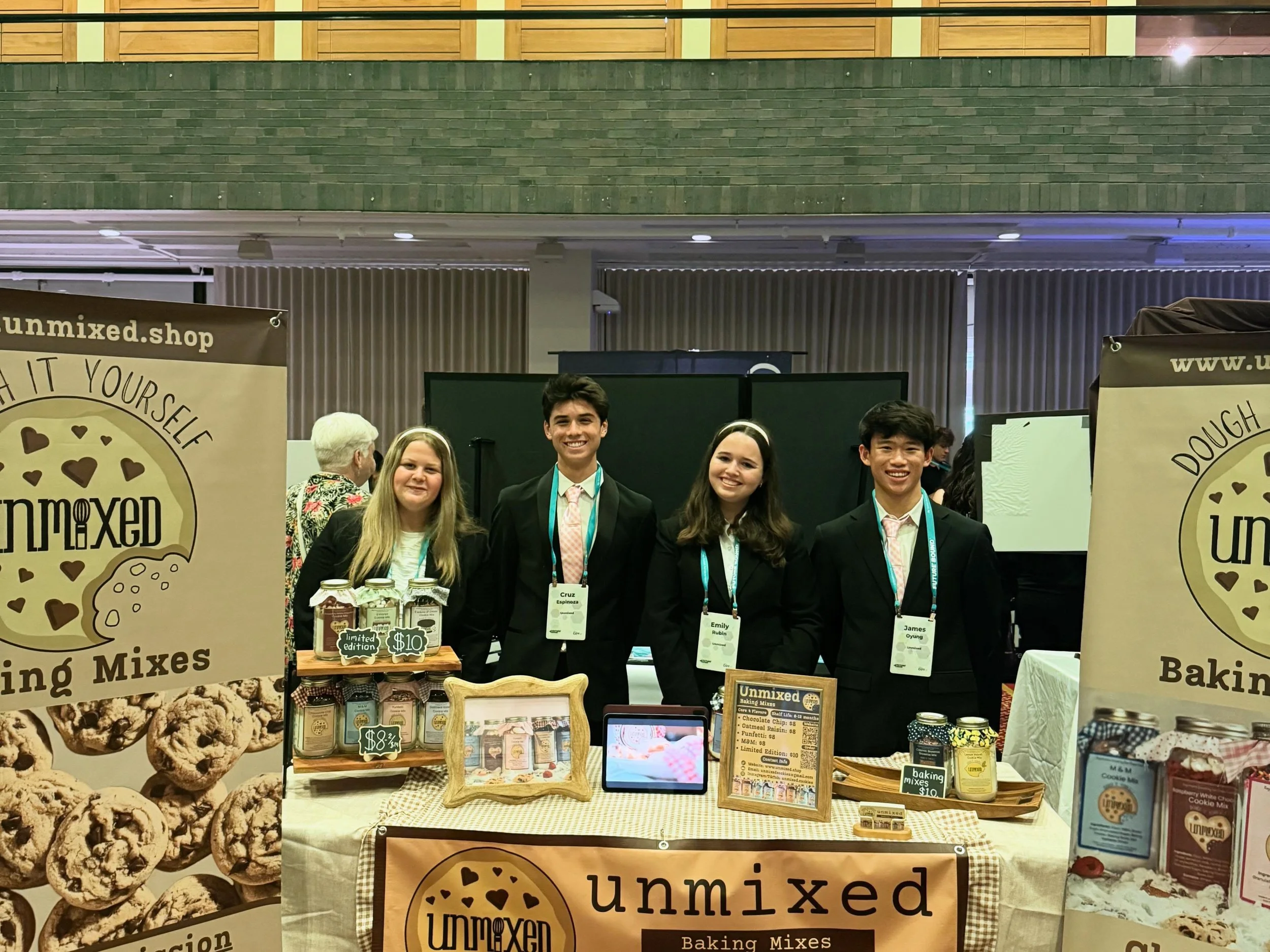 Trade Booth Unmixed.jpg