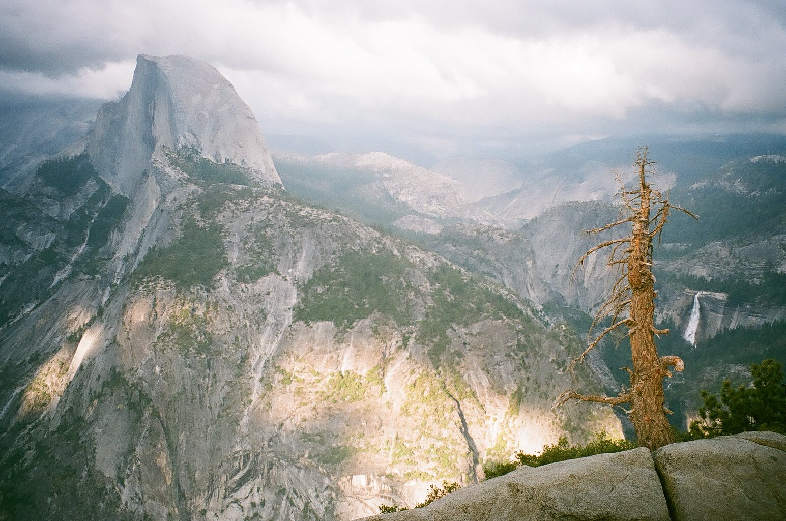  Yosemite National Park, California. 2021. 