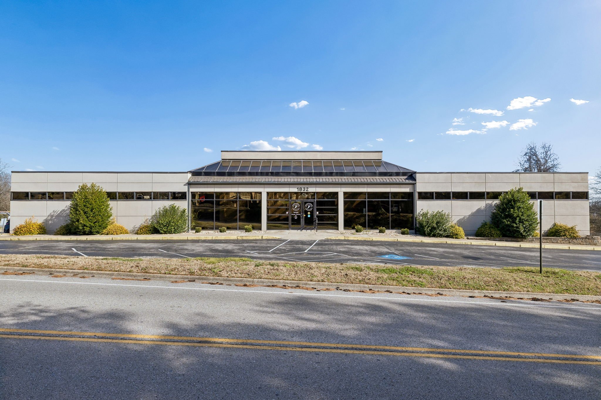 1832 Memorial Drive, Clarksville, TN 37043