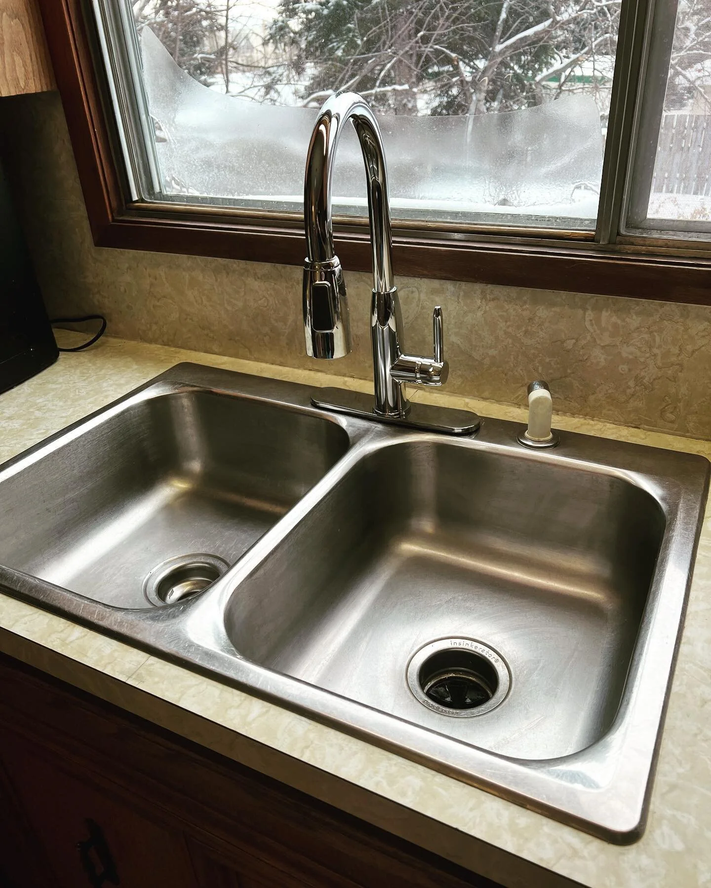 New kitchen faucet.  #handywoman #vancouver #vancouverhandyman