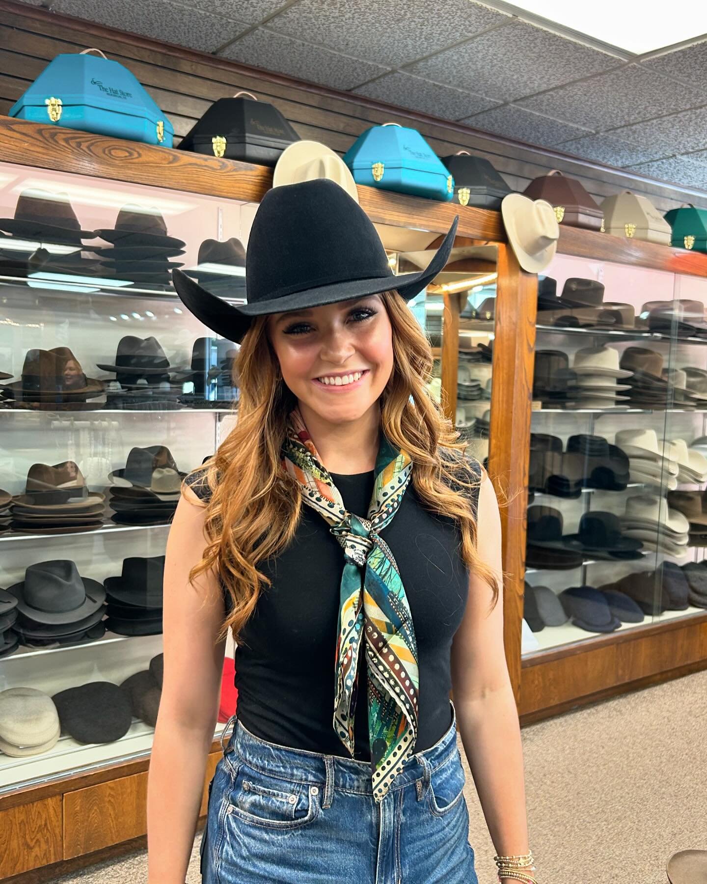 Getting ready for fall&hellip; early! 

Classic Black 30X with a cattleman&rsquo;s crease and squared off brim.

#cowboyhat #cowgirl #cowboy #hats #ballcaps #rodeo #felt #strawseason #felthats #classicblack #rodeobum #singer #songwriter