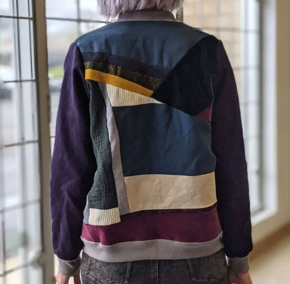 Jacket dos.jpg