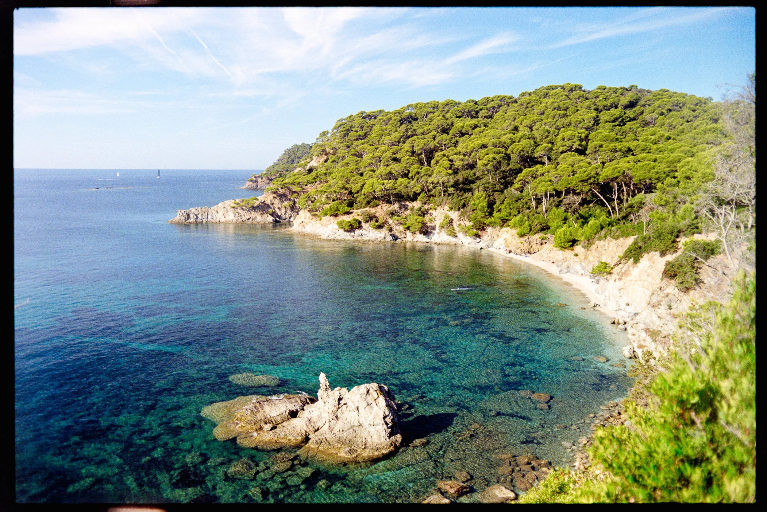 RFerand_C125_OM2_Gold200_13_Plage des Darboussières_SD.jpg