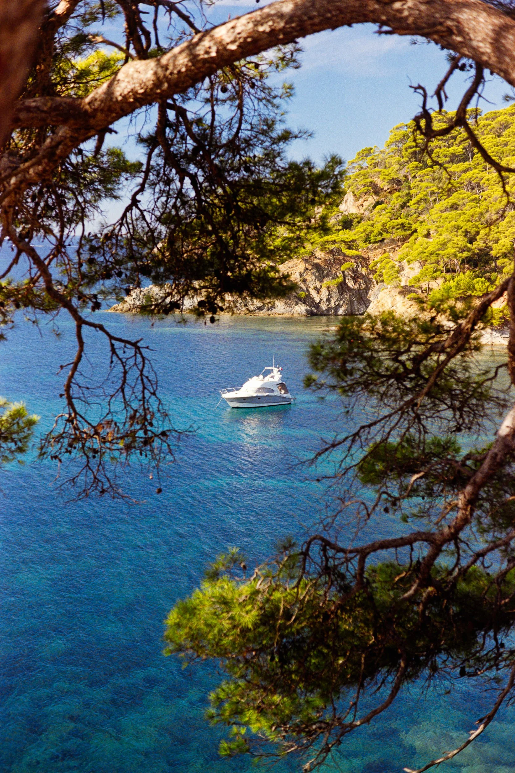 RFerand_C125_OM2_Gold200_19_Plage des Darboussières_SD_WEB.jpg