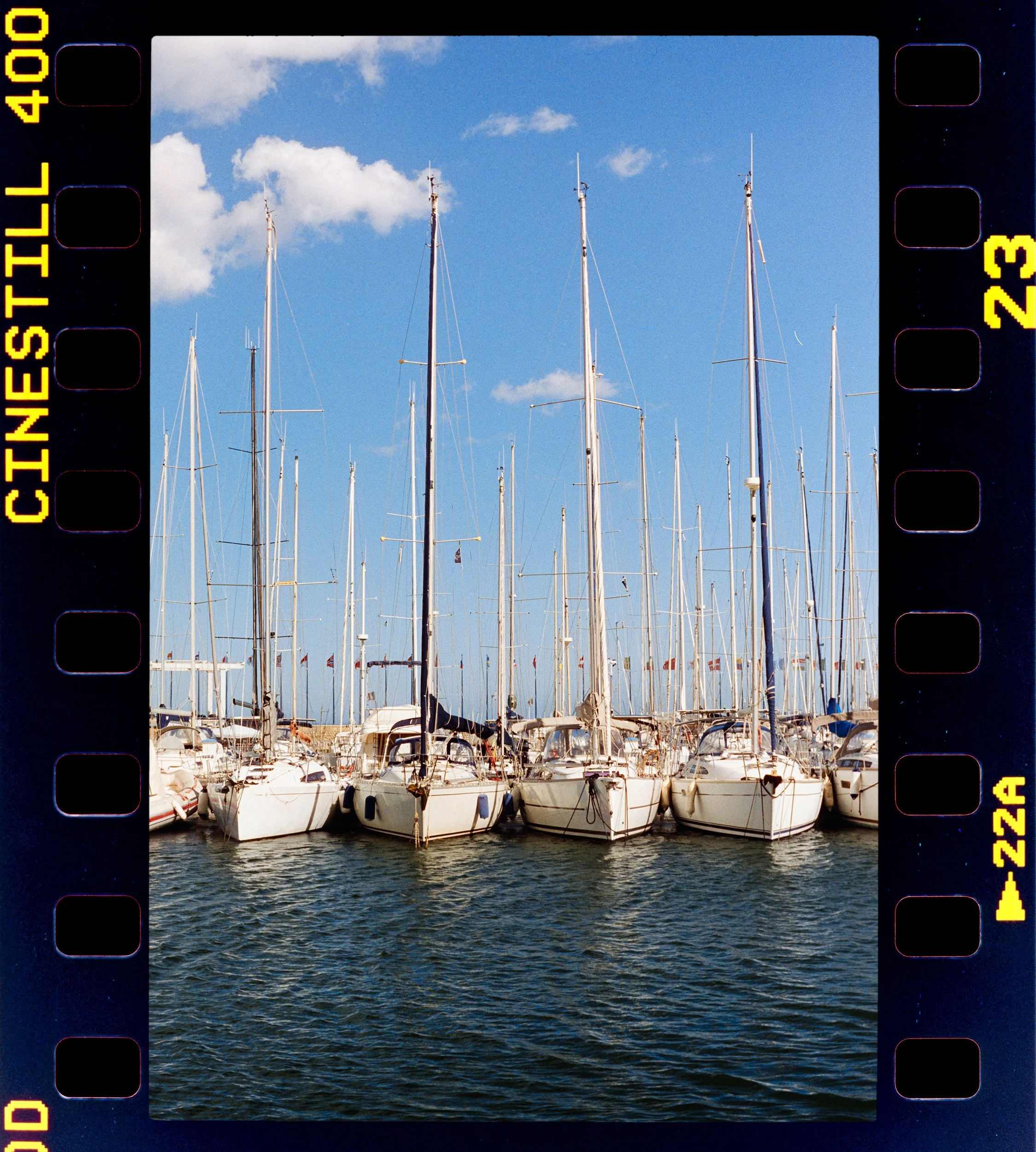 RFerand_C62_F3T_Cinestill400D_11-Hyeres Harbour-HD.jpg
